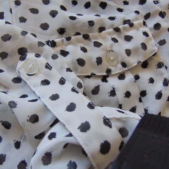 Pin-Up Style White/Black Polka Dot Blouse Size Small Front Tie Rockabilly - Picture 10 of 10